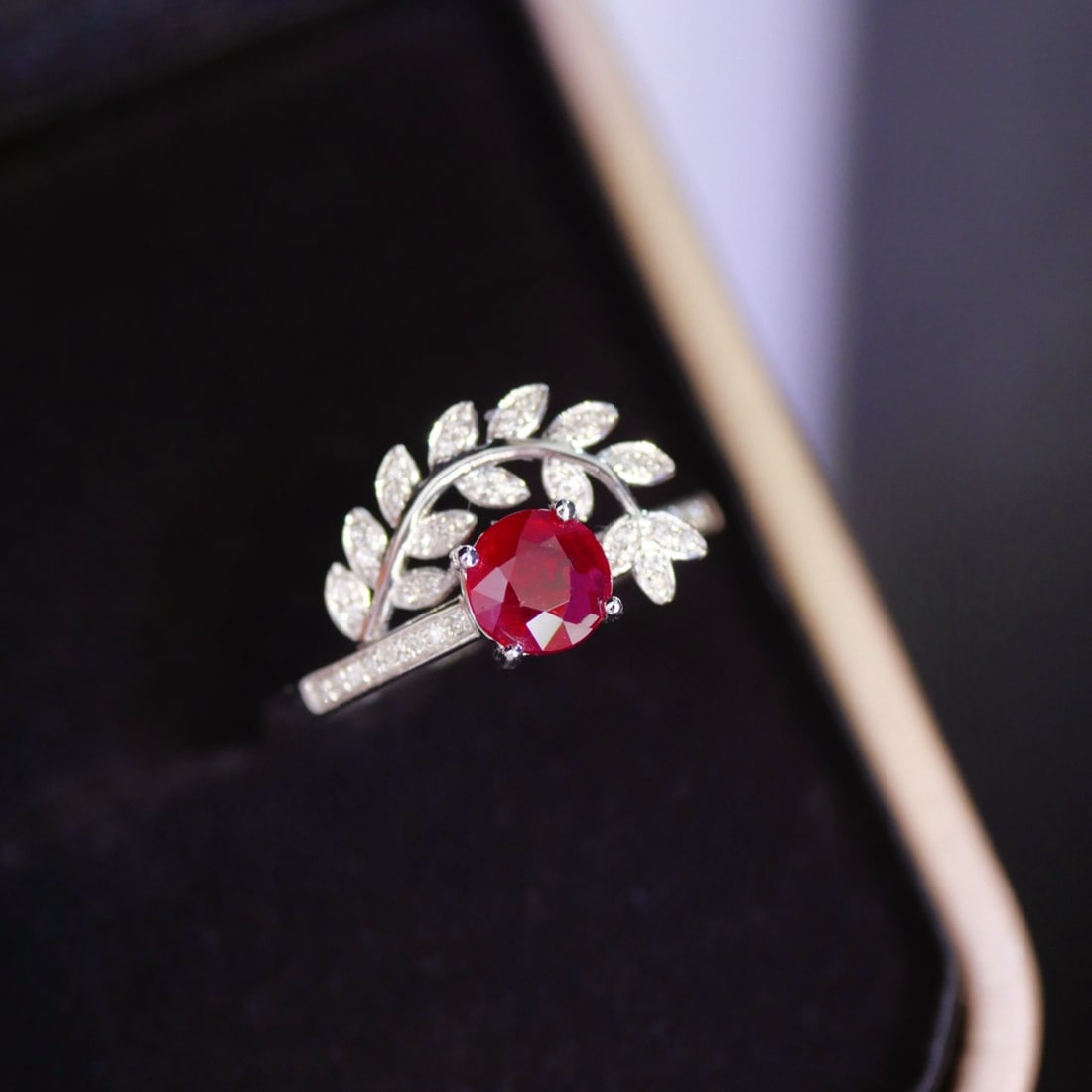 14k Gold 0.92 Ctw Natural Ruby & Diamond Ring - 2