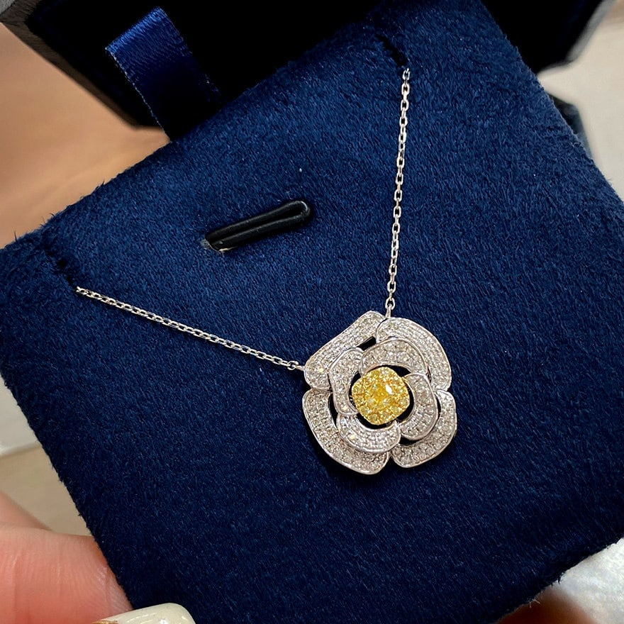 14k Gold 0.60 Ctw Natural Yellow Diamond & Diamond Necklace - 2