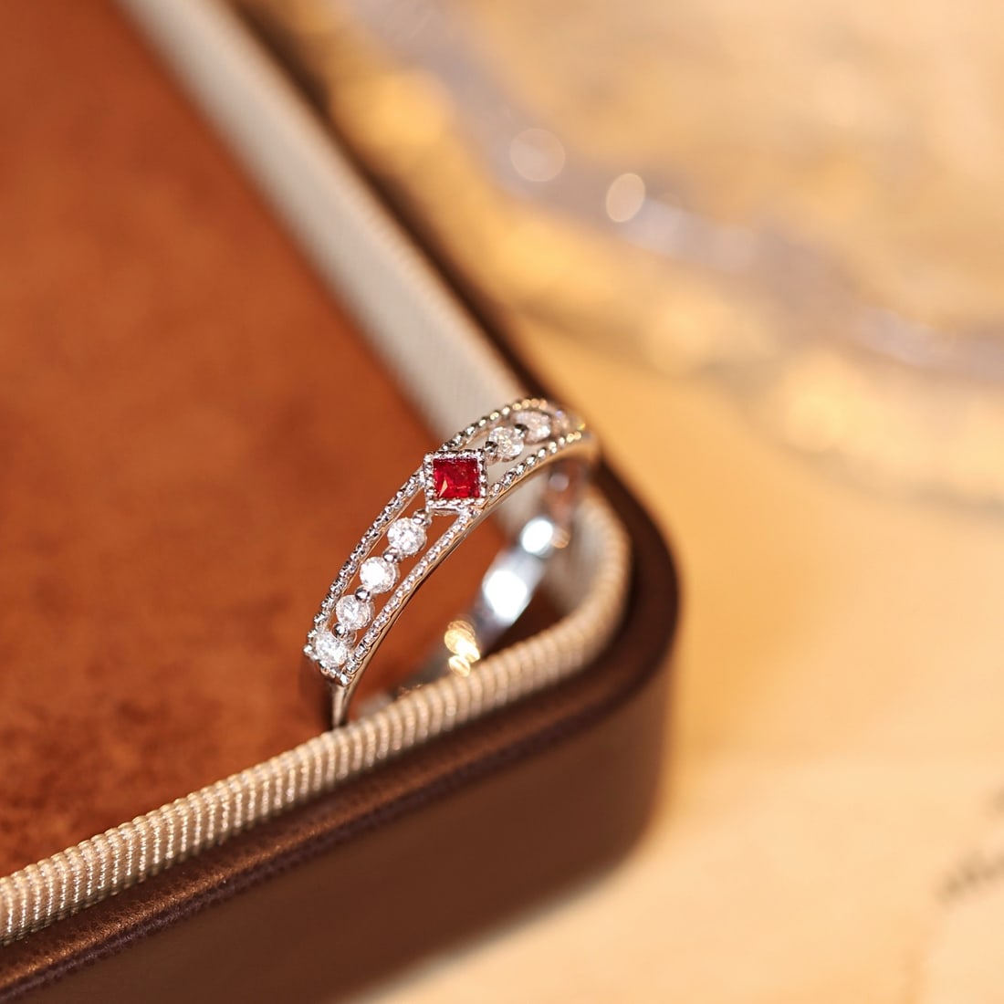 14k Gold 0.3 Ctw Natural Ruby & Diamond Ring - 4