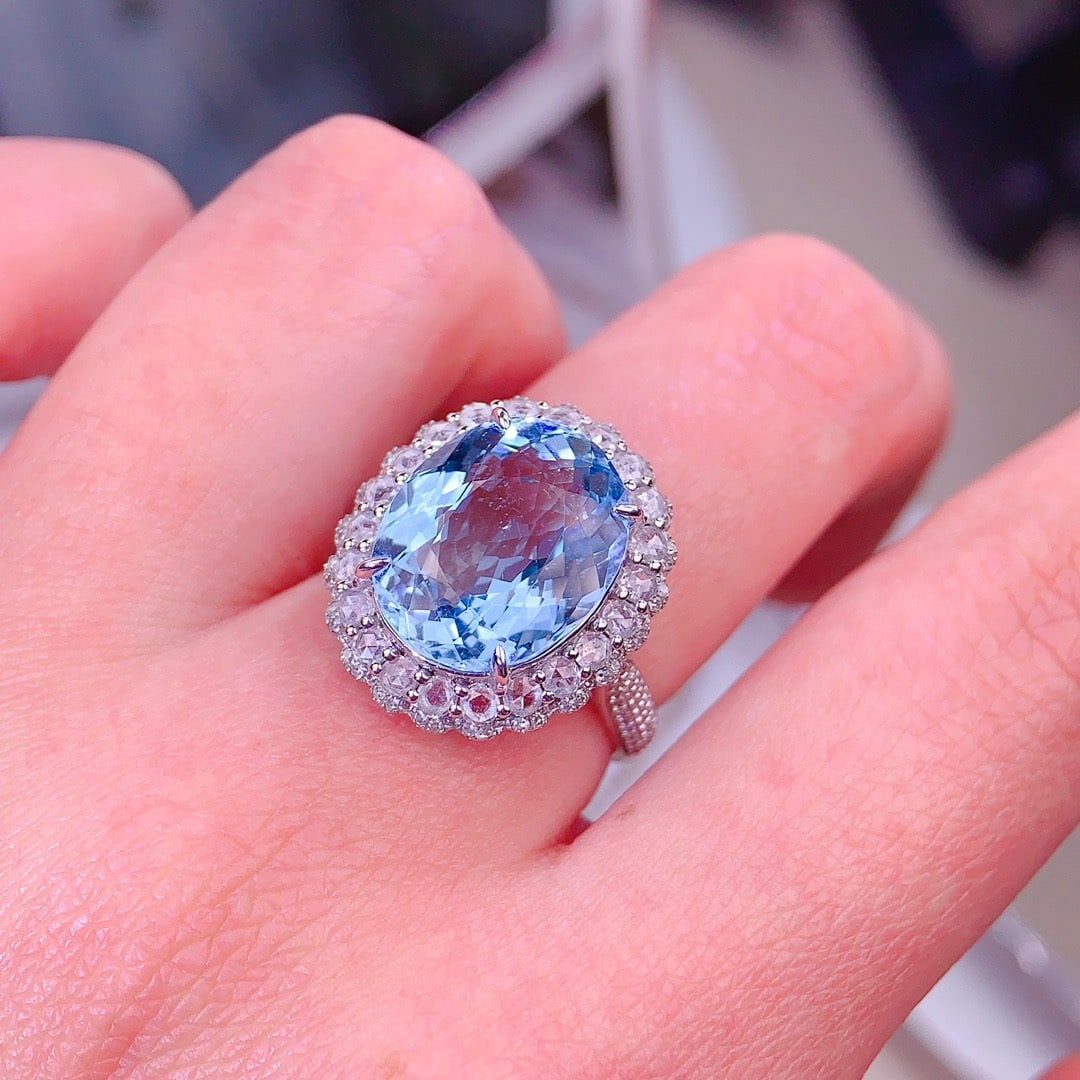 14k Gold 6 Ct Natural Aquamarine & Diamond Ring - 4