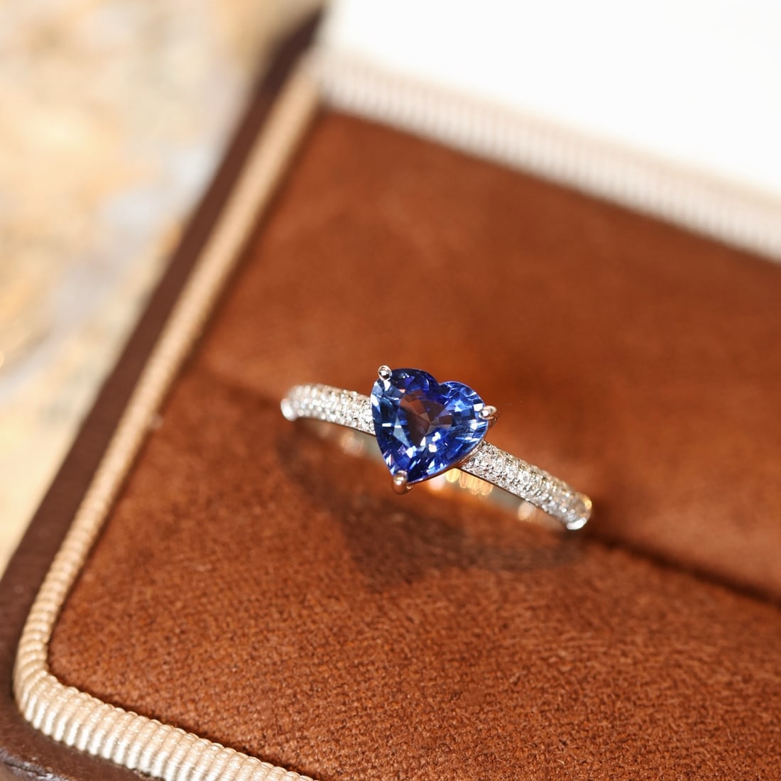 14k Gold 1.43 Ctw Natural Sapphire & Diamond Ring: Ref:231114397 // gold content:14k gold // ring size:7. 25us // // main gemstone:sapphire // shape:heart // carat weight:1. 23ct // color:blue // treatment:natural // // adjacent gemstone 2 :