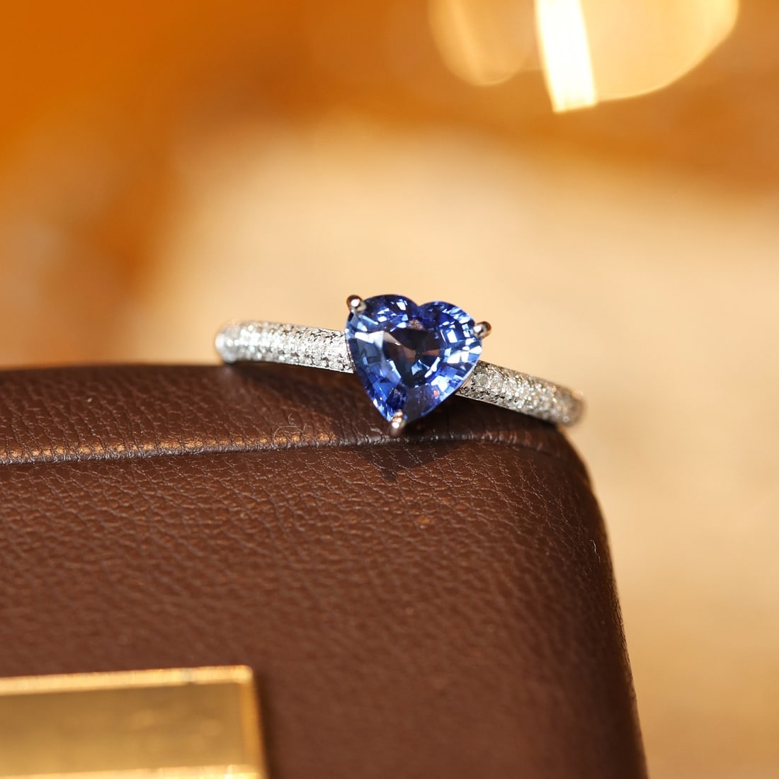 14k Gold 1.43 Ctw Natural Sapphire & Diamond Ring - 4