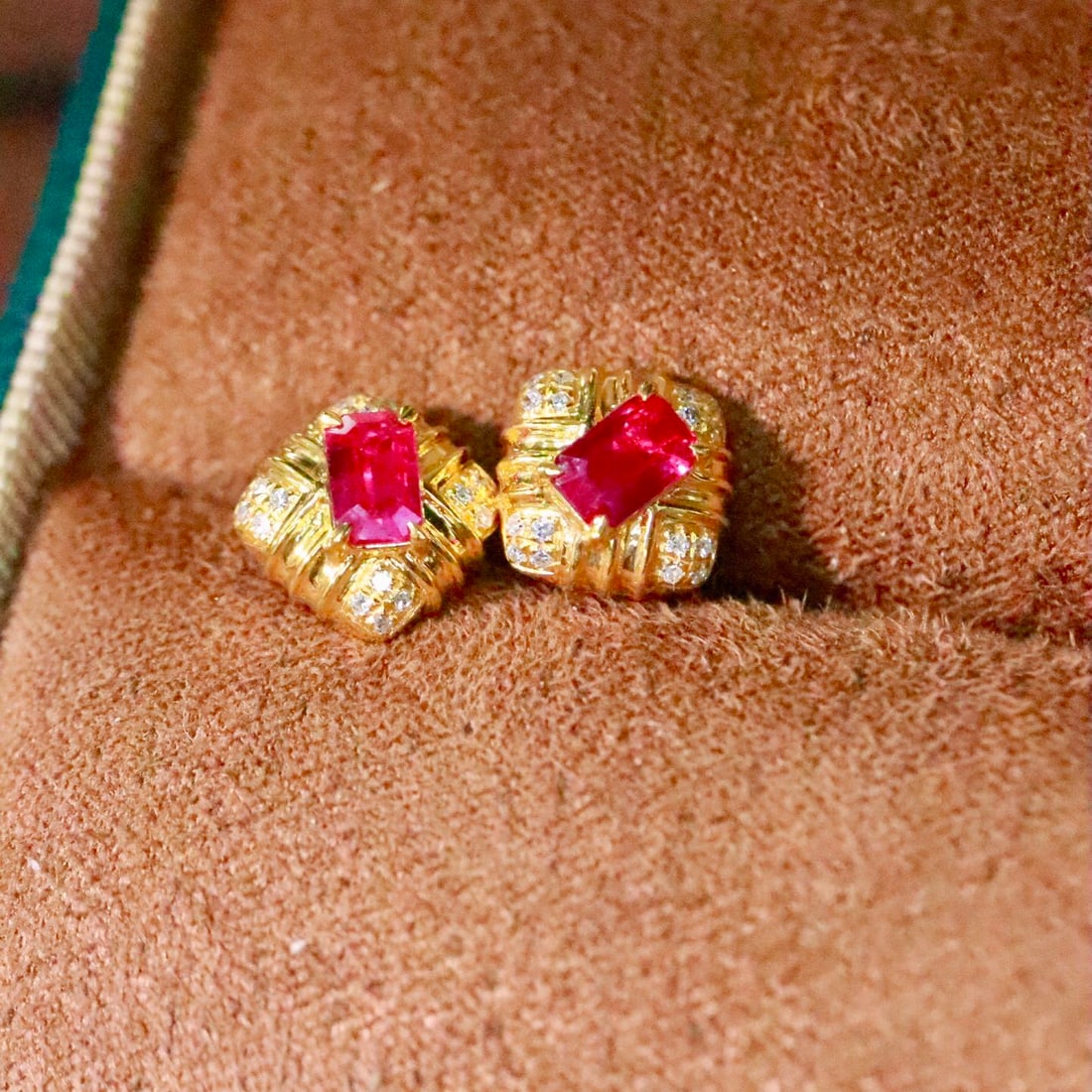 14k Gold 0.65 Ctw Natural Ruby & Diamond Earrings - 4