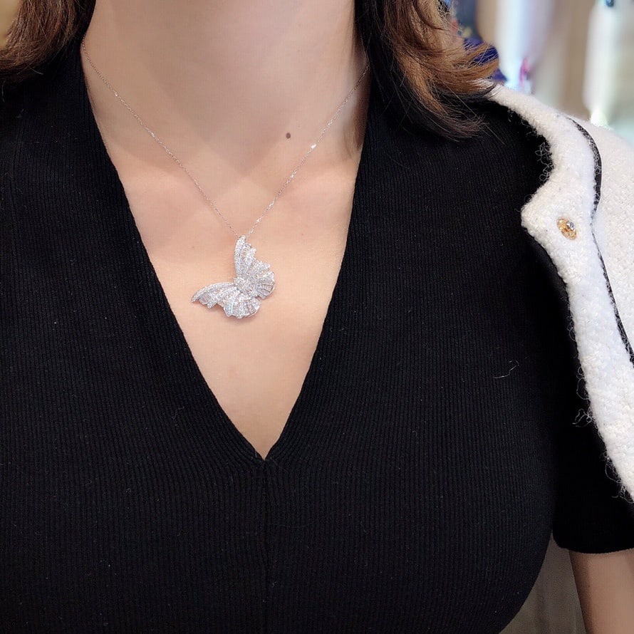 14k Gold 1.5 Ct Natural H Diamond & Butterfly Pendant( Without Chain ) - 3