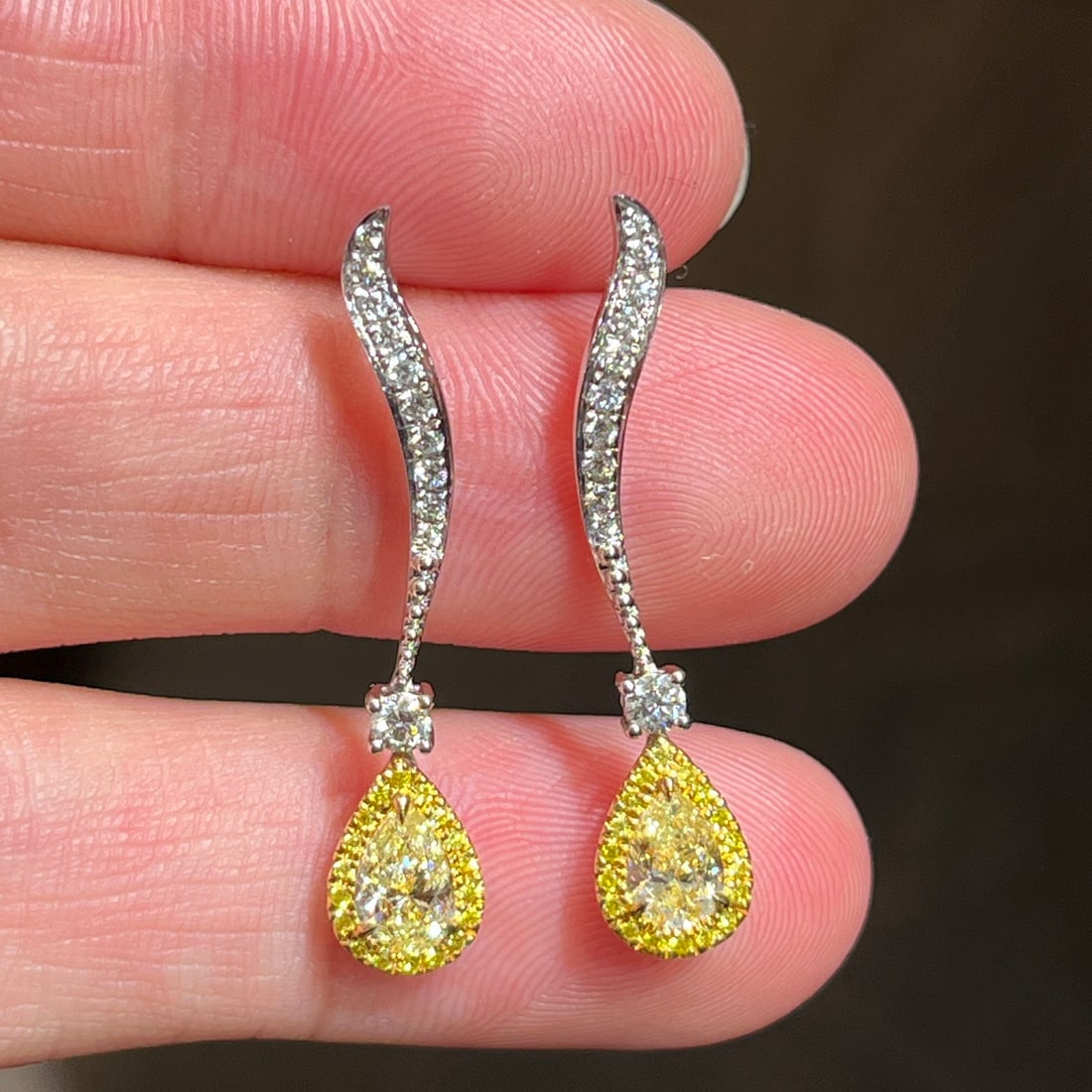 14k Gold 0.61 Ct Natural Yellow Diamond & Diamond Earrings - 2