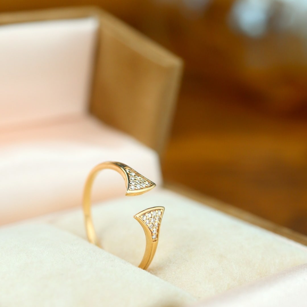 14k Gold 0.08 Ct Natural H Diamond Ring - 2