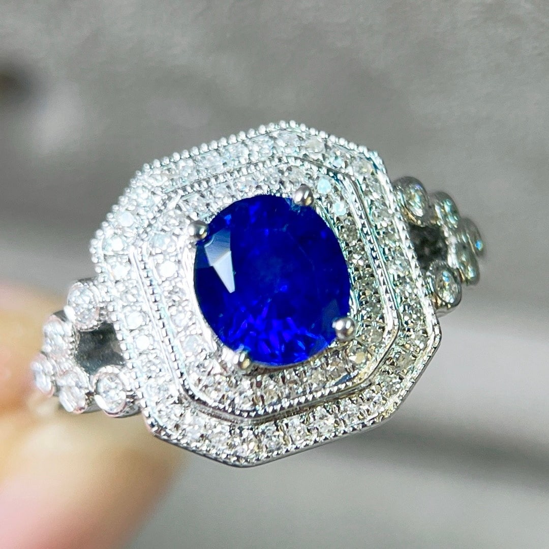 14k Gold 1.29 Ctw Vivid Blue Natural Sapphire & Diamond Ring - 3