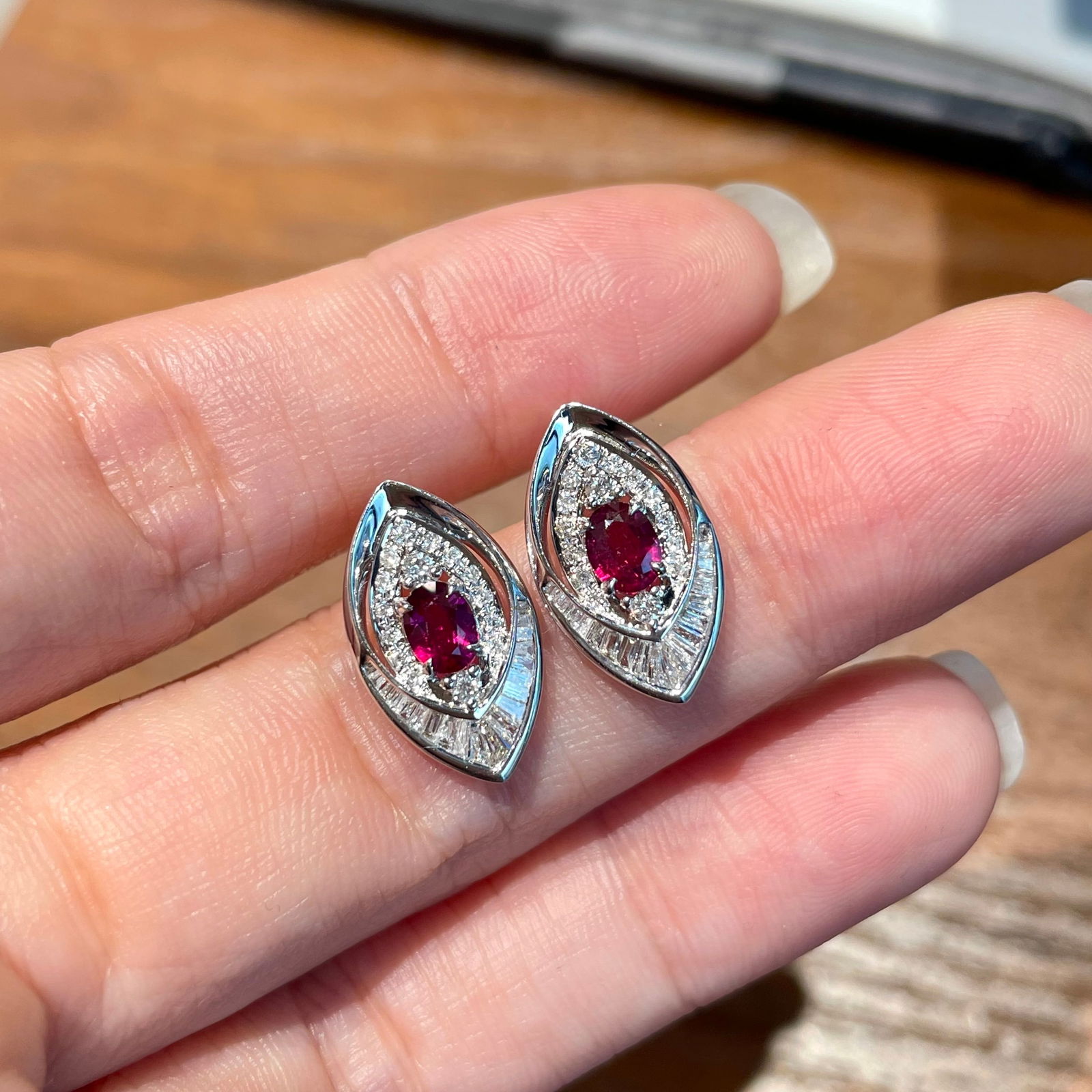 14k Gold 0.62 Ct Natural Ruby & Diamond Earrings - 5