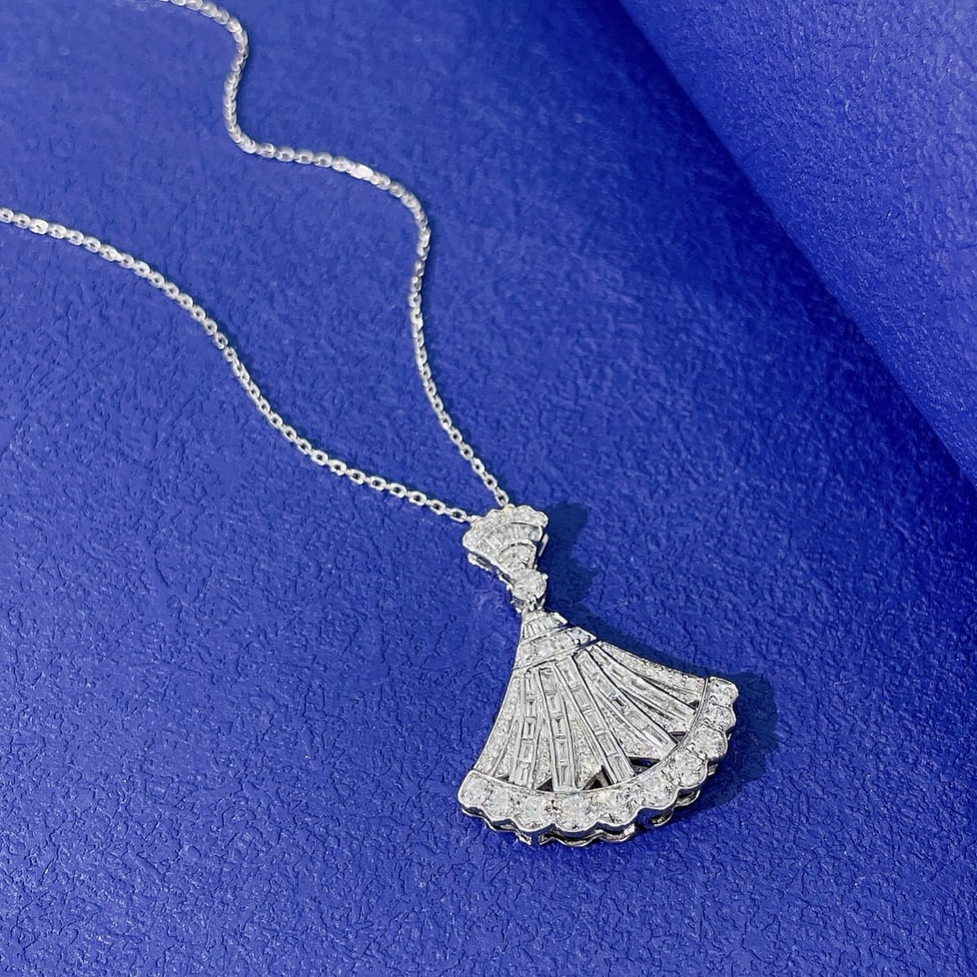 Express Shipping 18k Gold 1.39 Ctw Natural H Diamond Necklace - 3