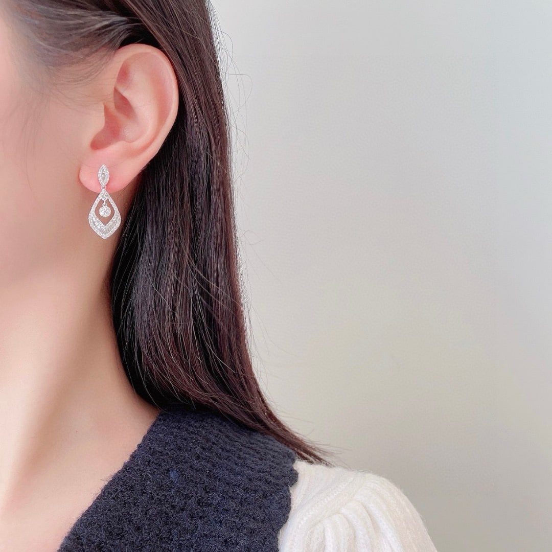 Express Shipping 18k Gold 1.12 Ctw Natural H Diamond Earrings - 2