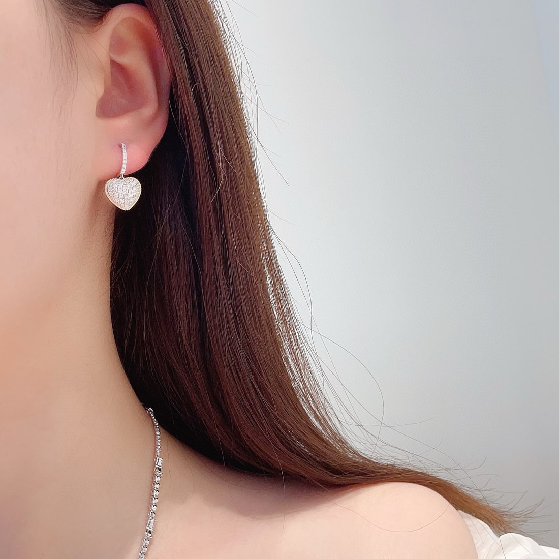 Express Shipping 18k Gold 0.84 Ct Natural H Diamond Earrings - 2