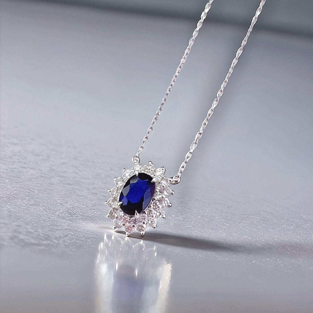 Express Shipping 18k Gold 0.98 Ctw Natural Sapphire & Diamond Necklace - 2