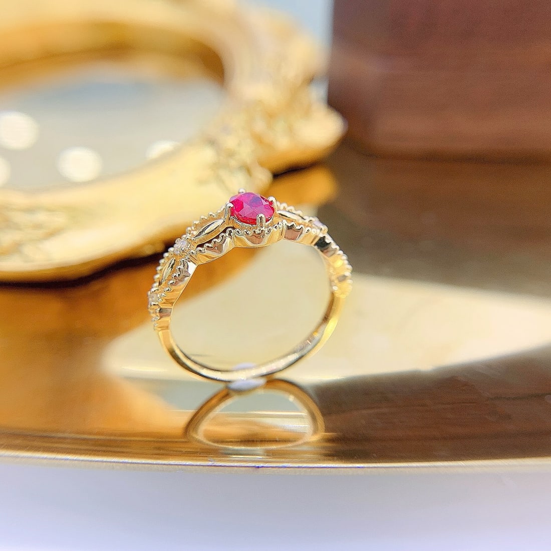 Express Shipping 18k Gold 0.68 Ctw Natural Ruby & Diamond Ring - 3