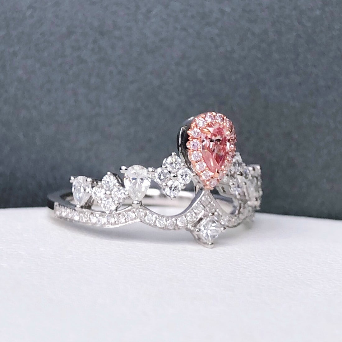 Express Shipping 18k Gold 0.14 Ct Natural Pink Diamond & Diamond Ring - 3