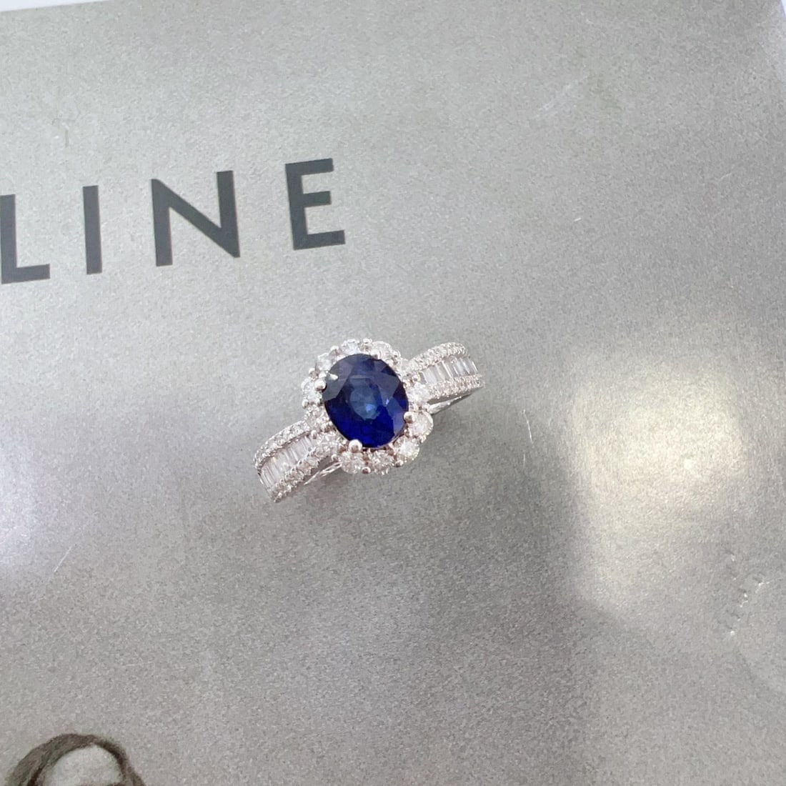 Express Shipping 18k Gold 1.56 Ctw Natural Sapphire & Diamond Ring: Ref:21072 // gold content:18k gold // ring size:7. 5us // // main gemstone:sapphire // shape:oval // carat weight:1. 00ct // color:blue // treatment:natural // // adjacent gemstone 2 : diamond //