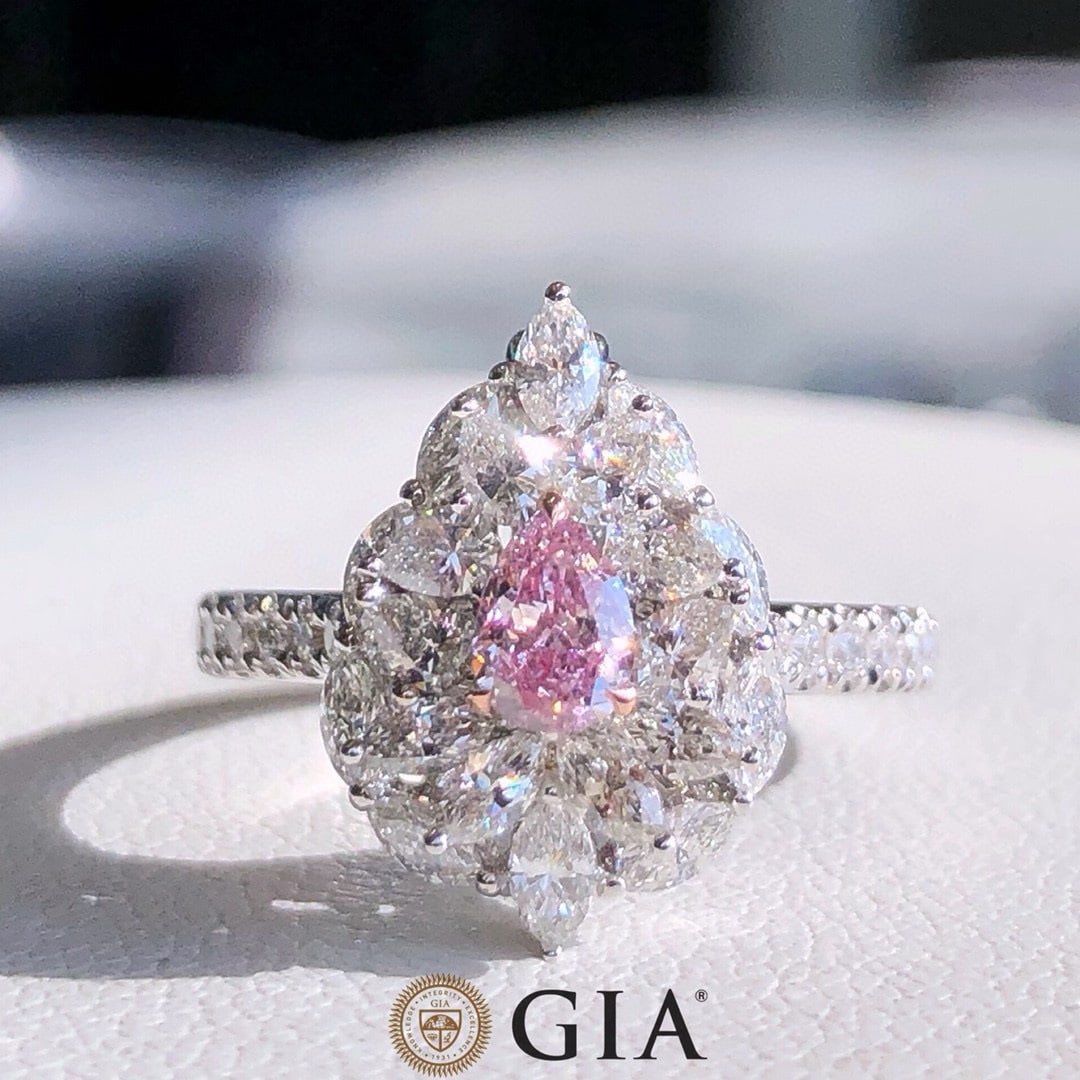 Express Shipping Gia Certified Express Shipping 18k Gold 1.42 Ctw Natural Pink Diamond & Diamond ...: Ref:21100 // gold content:18k gold // ring size:6. 21us // // main gemstone:pink diamond // certified:gia // shape:pear // carat weight:0. 31ct // clarity grade:vs2 // color:pink //