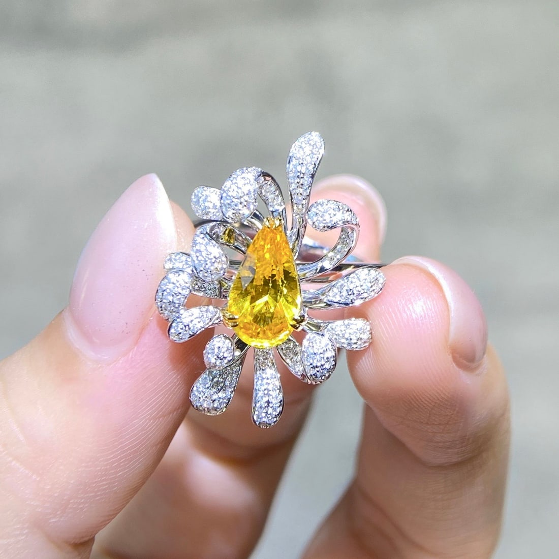 Express Shipping 18k Gold 2.68 Ctw Natural Sapphire & Diamond Ring - 3