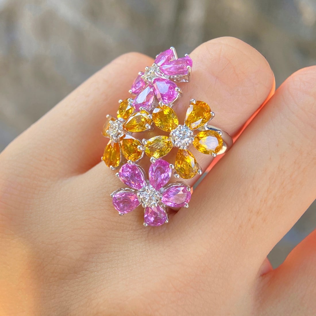 Express Shipping 18k Gold 11.37 Ctw Natural Sapphire & Diamond Ring - 4