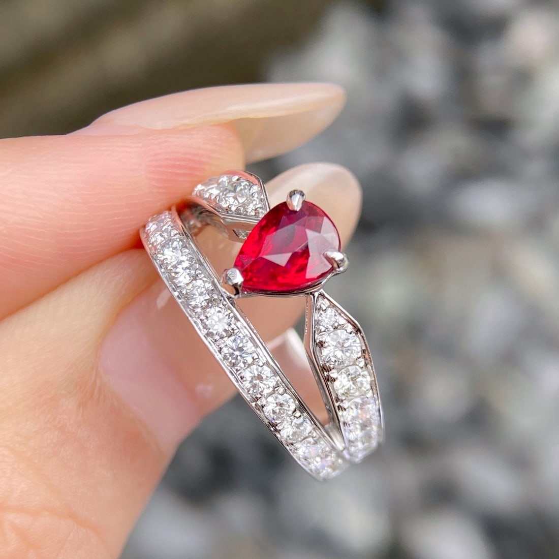 Express Shipping Grs(gemstone Reports) Certified Pt900 2.15 Ctw Natural Ruby & Diamond Ring - 2