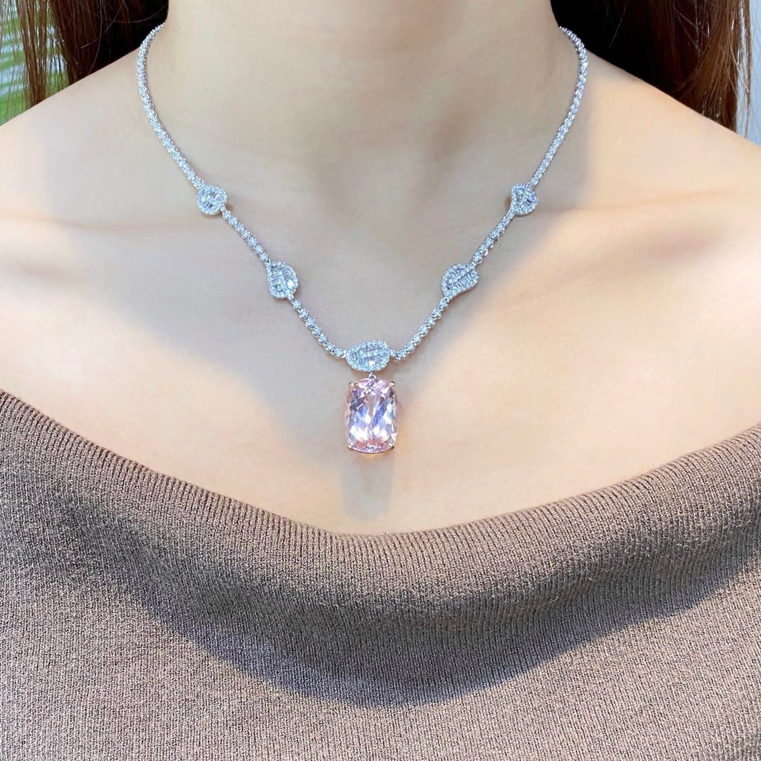 Express Shipping 18k Gold 24.23 Ctw Natural Morganite & Diamond Necklace - 4