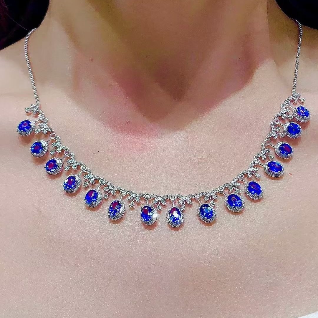 14k Gold 9.3 Ct Vivid Blue Natural Sapphire & Diamond Necklace - 5