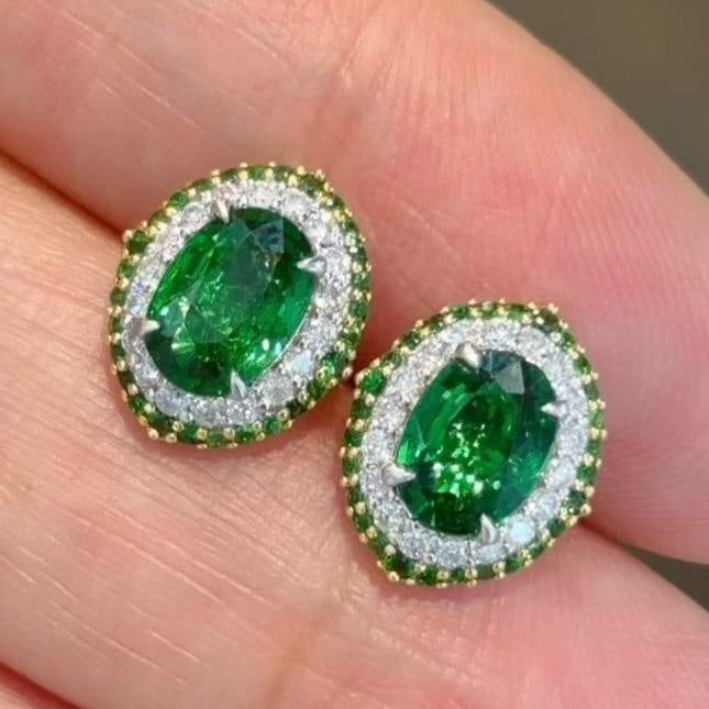 14k Gold 2.2 Ct Natural Tsavorite & Diamond Earrings - 3