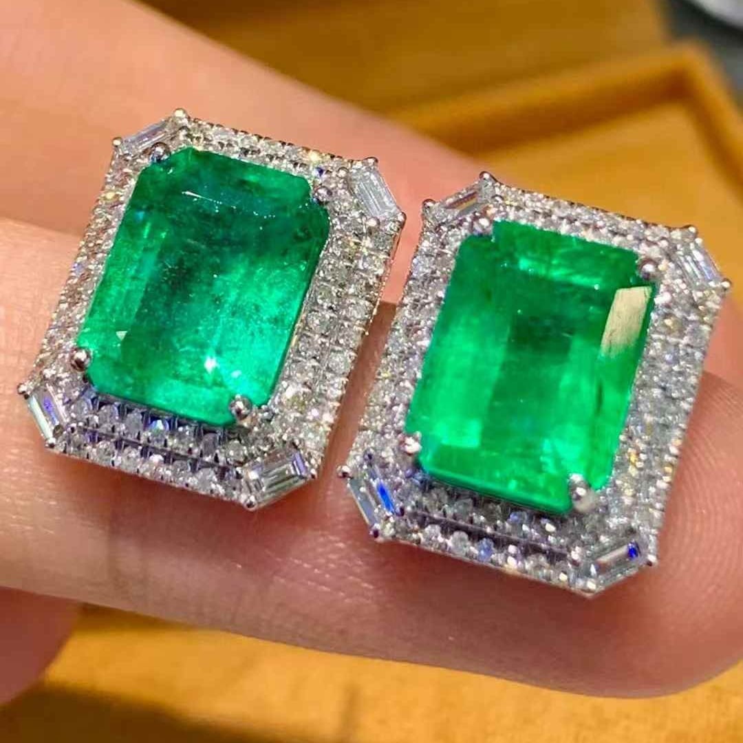 14k Gold 5.1 Ct Vivid Green Natural Emerald & Diamond Earrings - 2