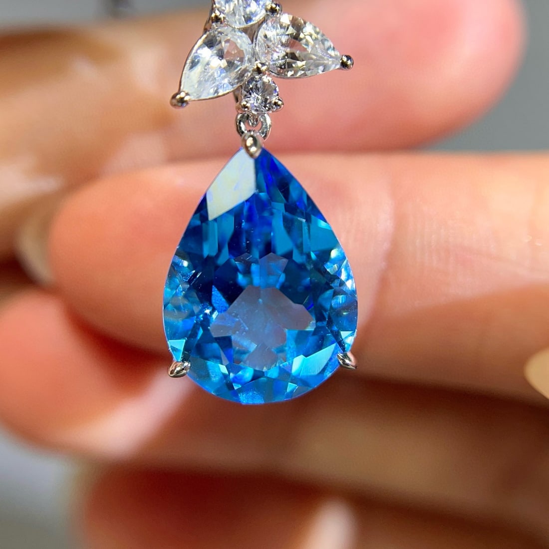 14k Gold 9.31 Ctw Natural Topaz & Sapphire Pendant( Without Chain ) - 4