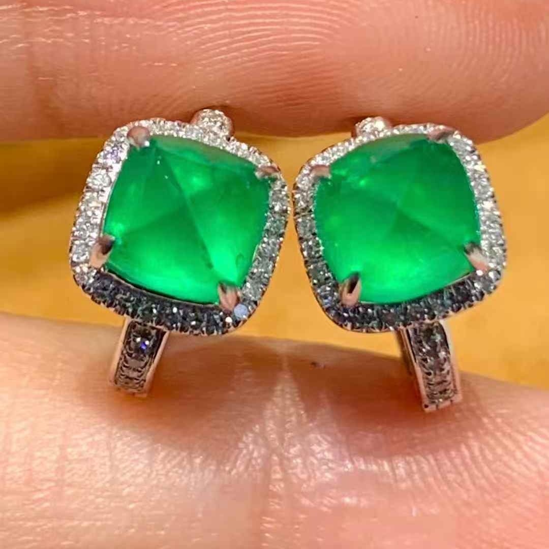 14k Gold 2.00 Ct Natural Emerald & Diamond Earrings - 2