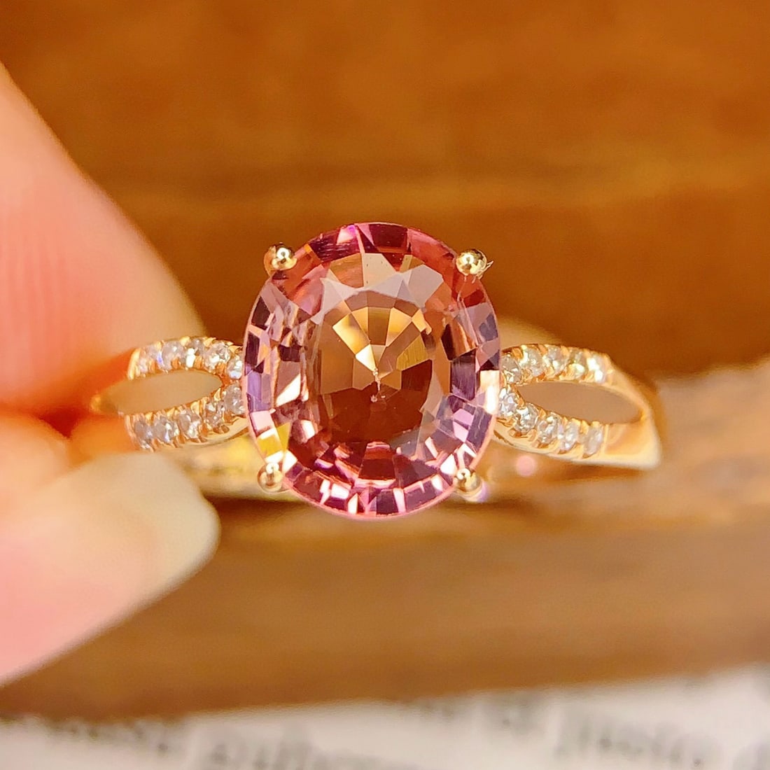 14k Gold 2.2 Ct Natural Tourmaline & Diamond Ring: Ref:231105185 // gold content:14k gold // ring size:7. 25us // // main gemstone:tourmaline // shape:oval // carat weight:2. 2ct // color:red // treatment:natural // // adjacent gemstone 2 :