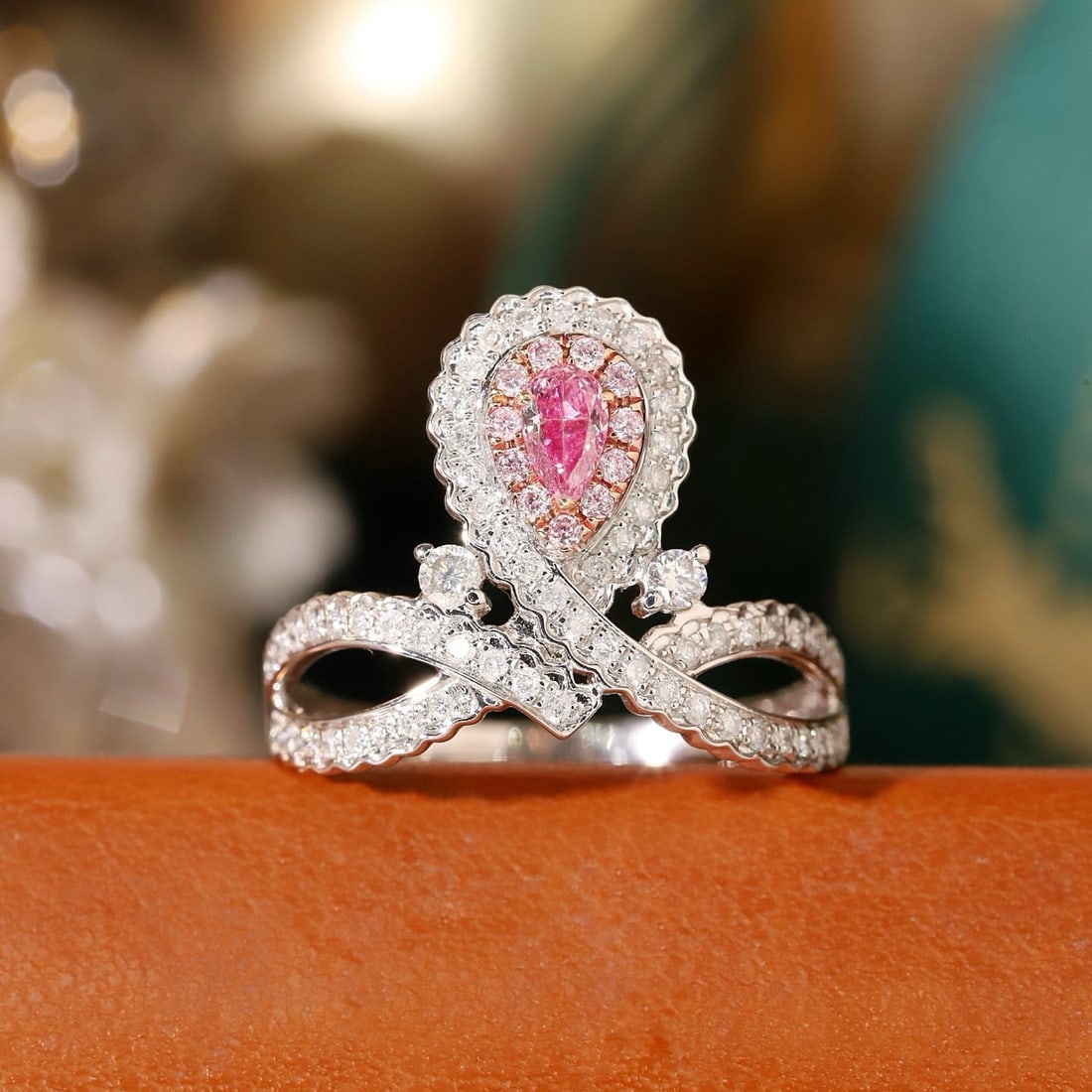 14k Gold 0.58 Ctw Natural Pink Diamond & Diamond Ring: Ref:231105229 // gold content:14k gold // ring size:7. 25us // // main gemstone:pink diamond // shape:pear // carat weight:0. 13ct // color:pink // treatment:natural // // adjacent gemstone 2 :