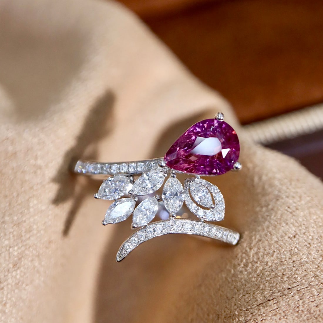 14k Gold 1.79 Ctw Natural Sapphire & Diamond Ring: Ref:231106030 // gold content:14k gold // ring size:7. 25us // // main gemstone:sapphire // shape:pear // carat weight:1. 45ct // color:pink // treatment:natural // // adjacent gemstone 2 :