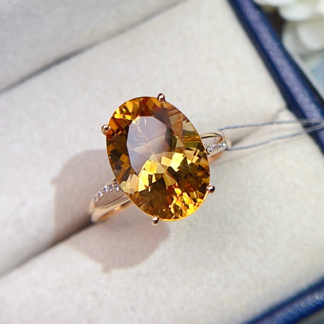 14k Gold 5.35 Ctw Natural Citrine & Diamond Ring: Ref:231106032 // gold content:14k gold // ring size:7. 25us // // main gemstone:citrine // shape:oval // carat weight:5. 3ct // color:yellow // treatment:natural // // adjacent gemstone 2 :