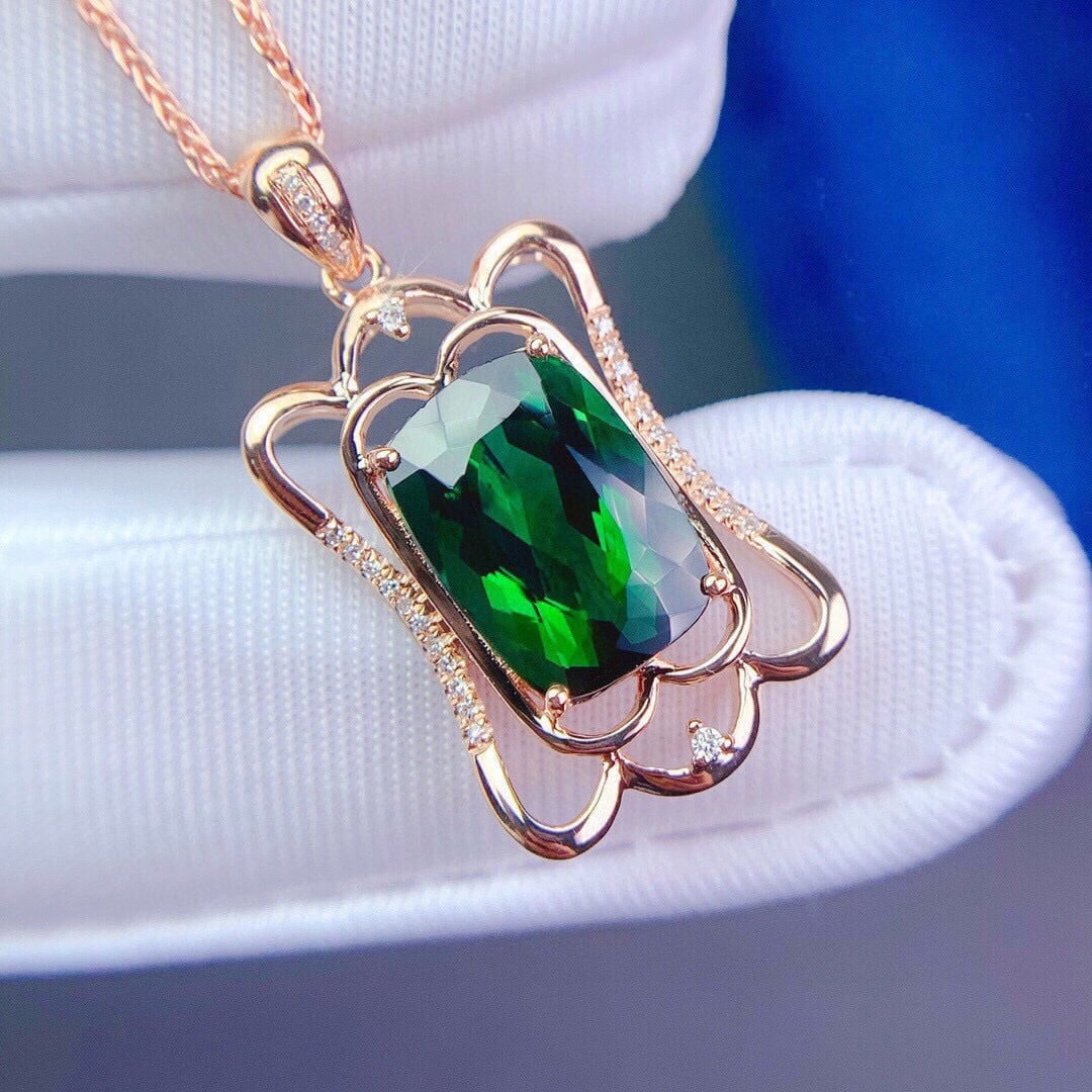 14k Gold 5.2 Ct Natural Tourmaline & Diamond Pendant( Without Chain ): Ref:231106049 // gold content:14k gold // main gemstone:tourmaline // shape:cushion // carat weight:5. 2ct // color:green // treatment:natural // // adjacent gemstone 2 : diamond // shape:round //