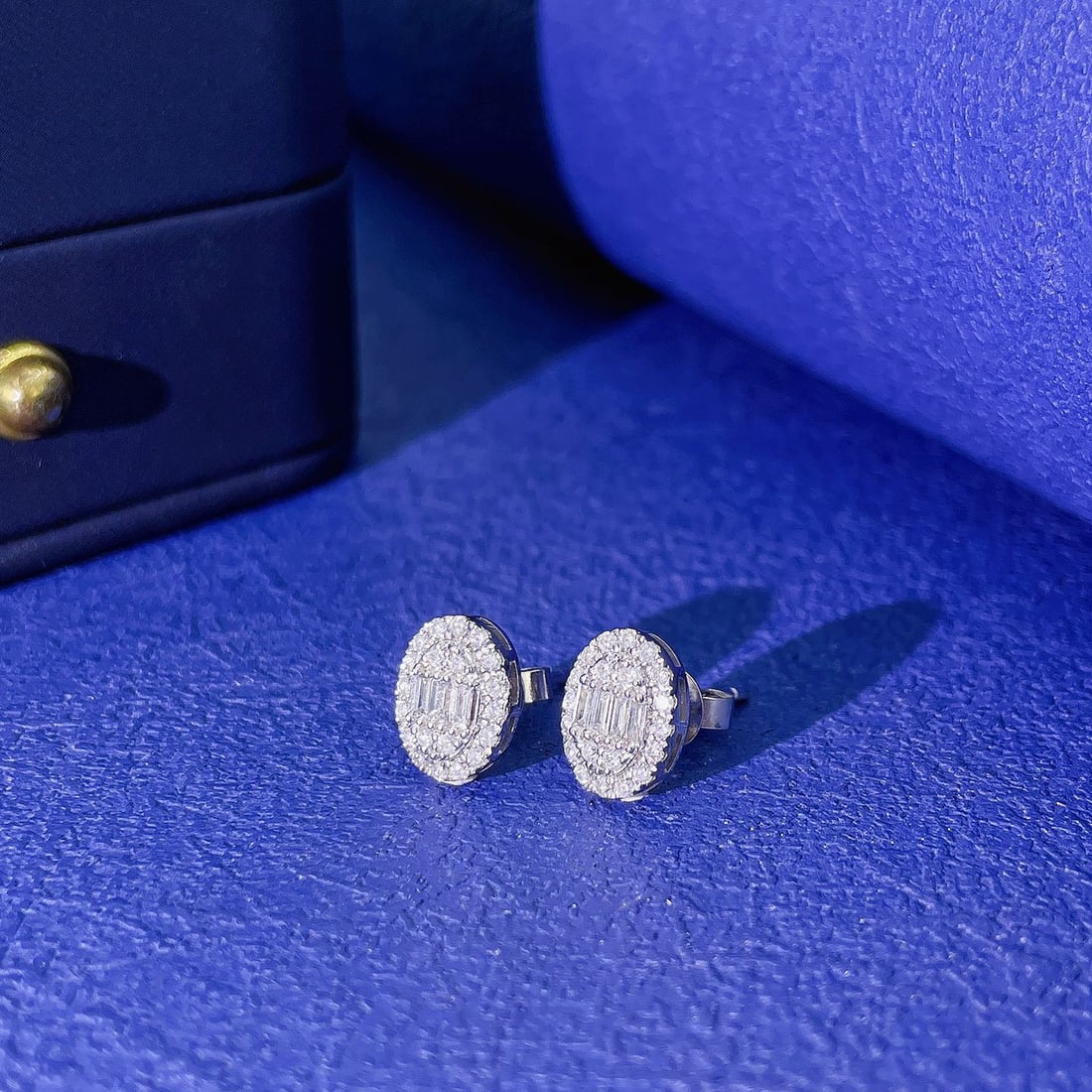 14k Gold 0.30 Ctw Natural H Diamond Earrings - 2