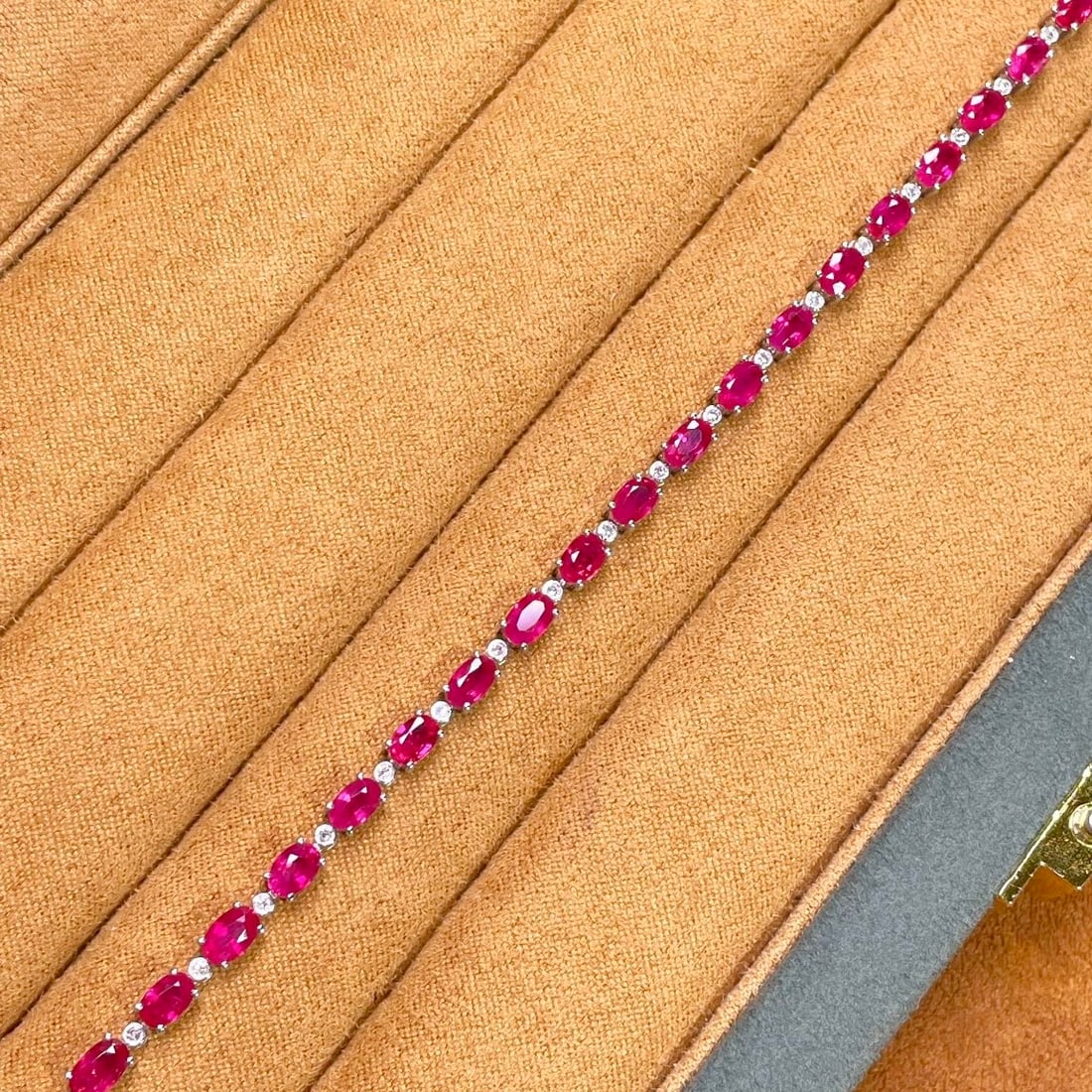 14k Gold 7.5 Ct Natural Ruby & Diamond Bracelet - 3
