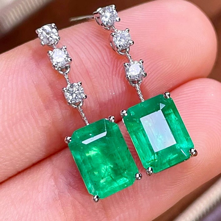 14k Gold 2.58 Ct Vivid Green Natural Emerald & Diamond Earrings - 5