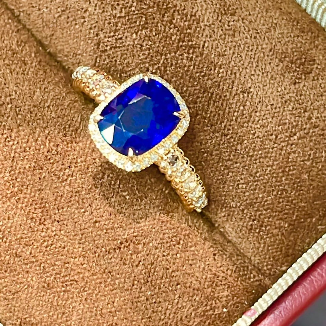 14k Gold 2.32 Ct Natural Sapphire & Diamond & Sapphire Ring: Ref:231106229 // gold content:14k gold // ring size:7. 25us // // main gemstone:sapphire // shape:cushion // carat weight:2. 32ct // color:royal blue // treatment:natural // // adjacent gemstone 2