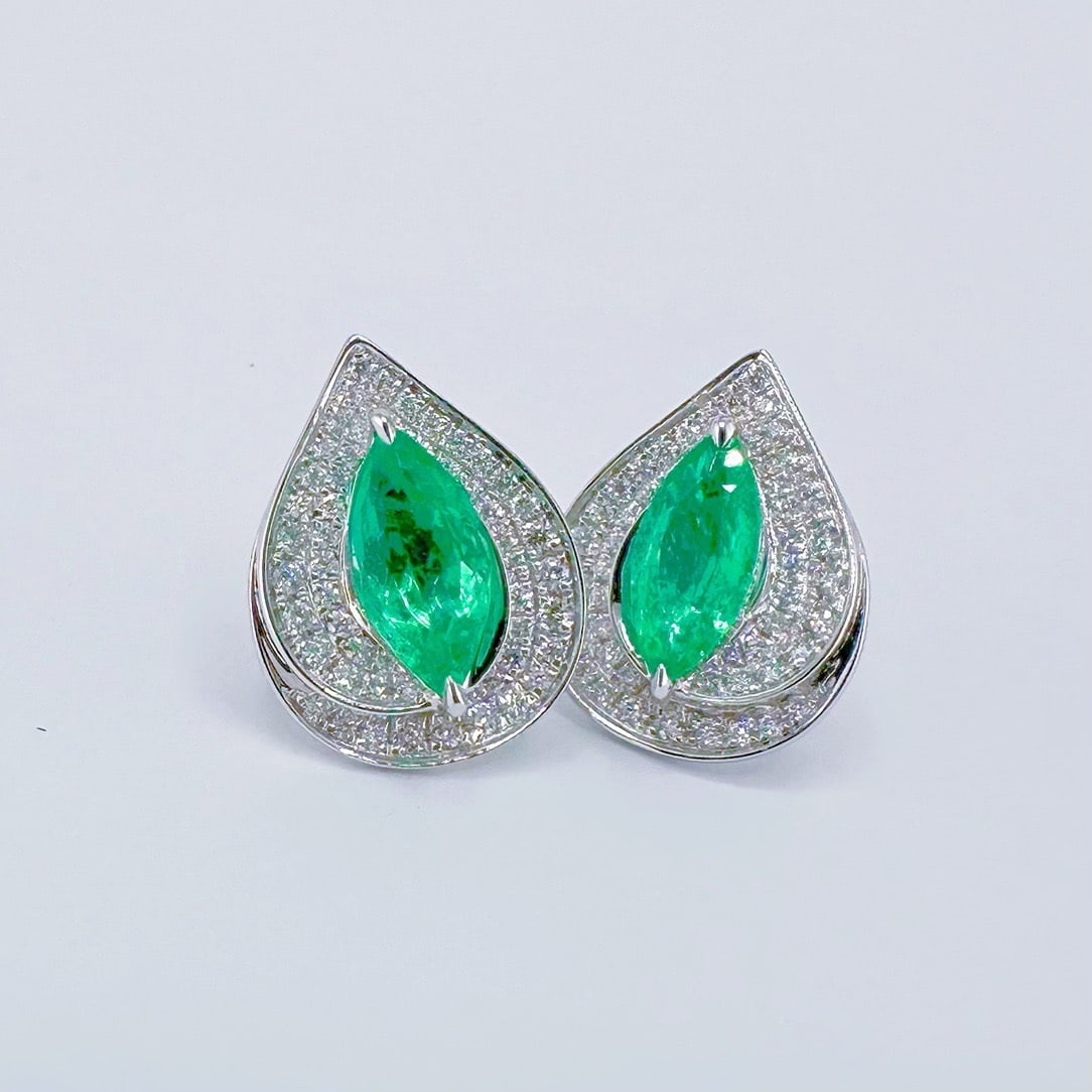 14k Gold 1.78 Ctw Natural Emerald & Diamond Earrings - 2