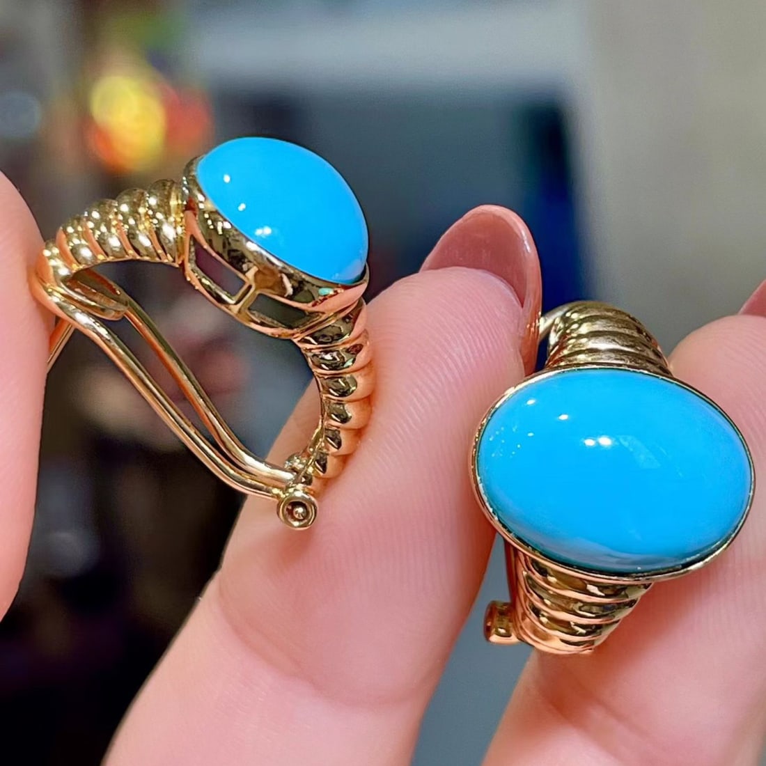 14k Gold 10.42 Ct Natural Blue Turquoise Earrings - 2