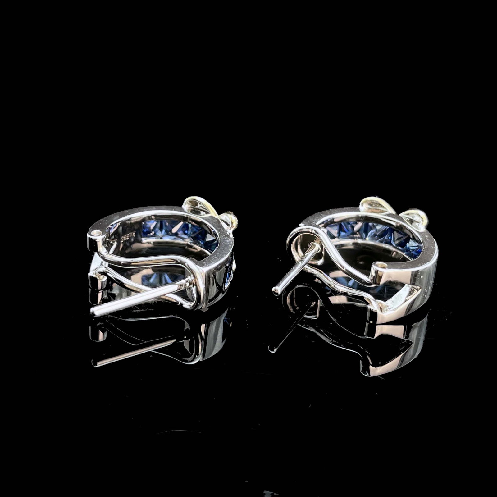 14k Gold 1.72 Ctw Vivid Blue Natural Sapphire & Diamond Earrings - 3