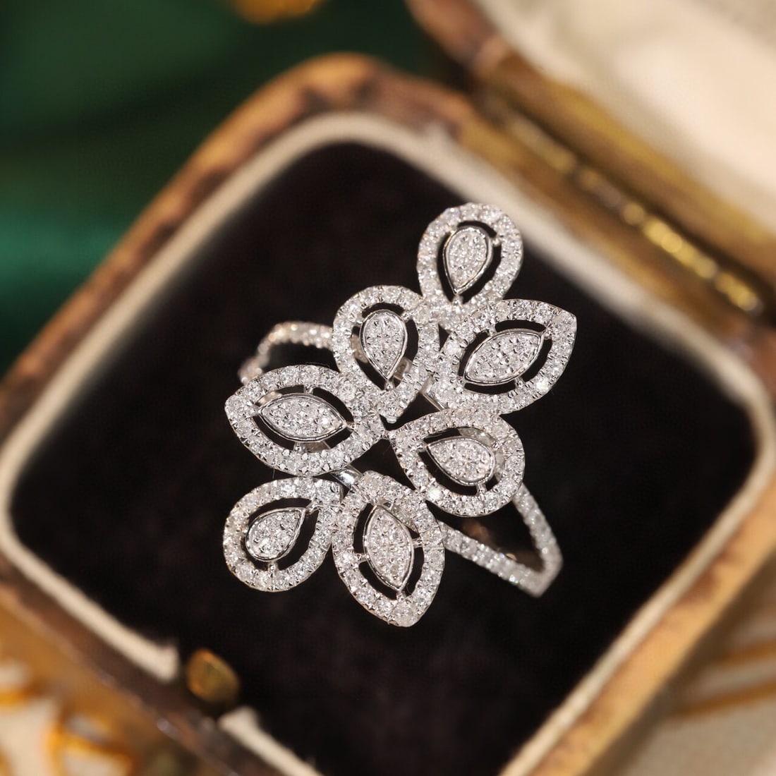 14k Gold 0.7 Ct Natural H Diamond Ring - 6