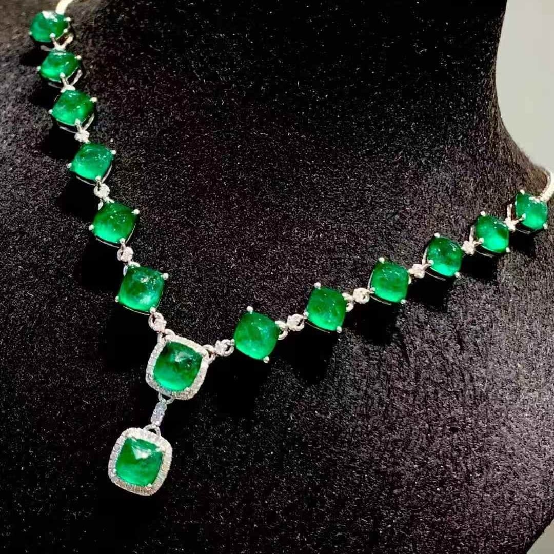 14k Gold 7.8 Ct Natural Emerald & Diamond Necklace - 2