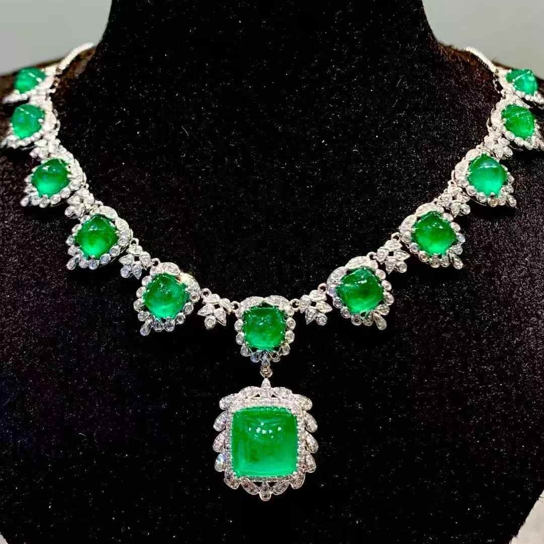 14k Gold 13.02 Ct Natural Emerald & Diamond Necklace - 4