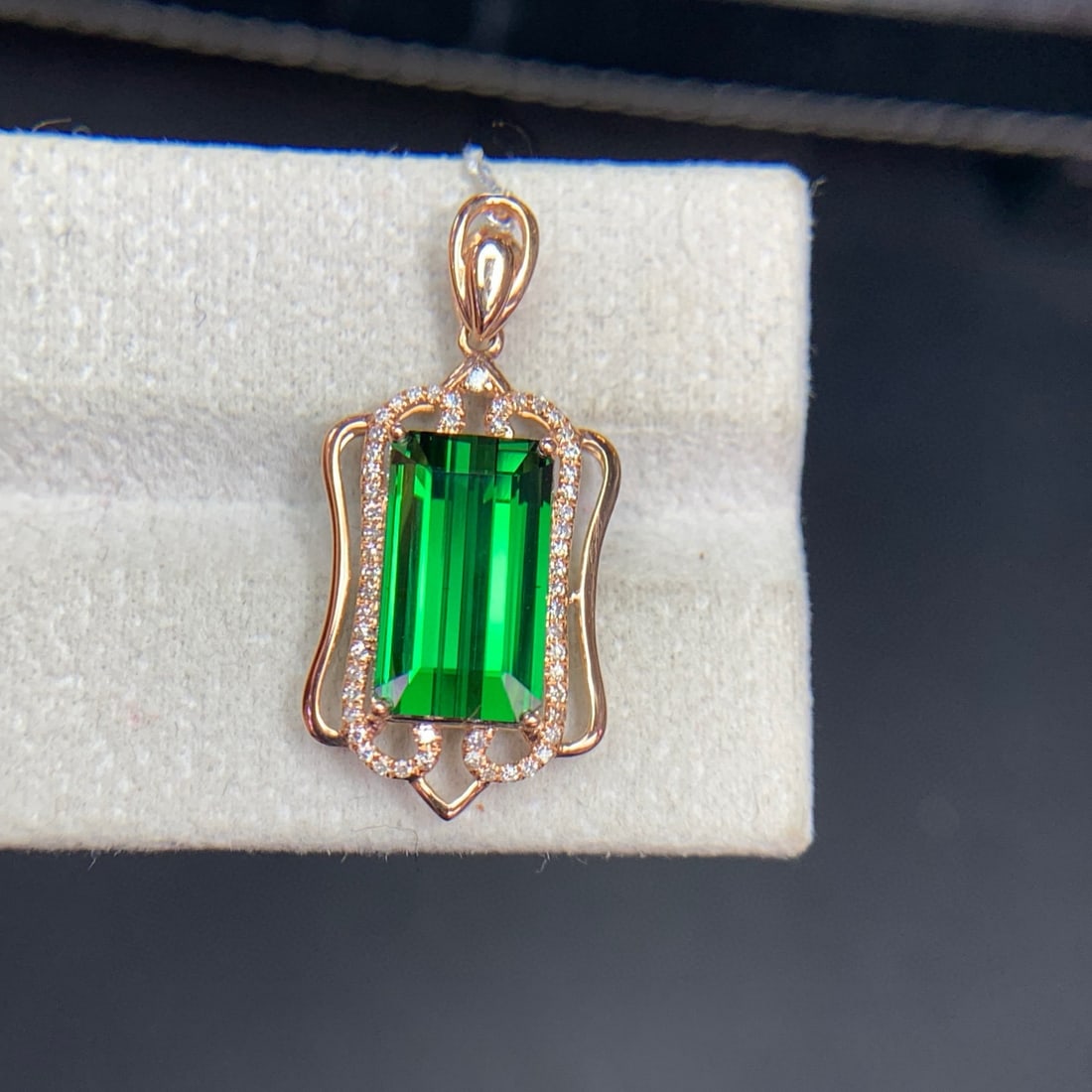 14k Gold 5.1 Ct Natural Tourmaline & Diamond Pendant( Without Chain ) - 4