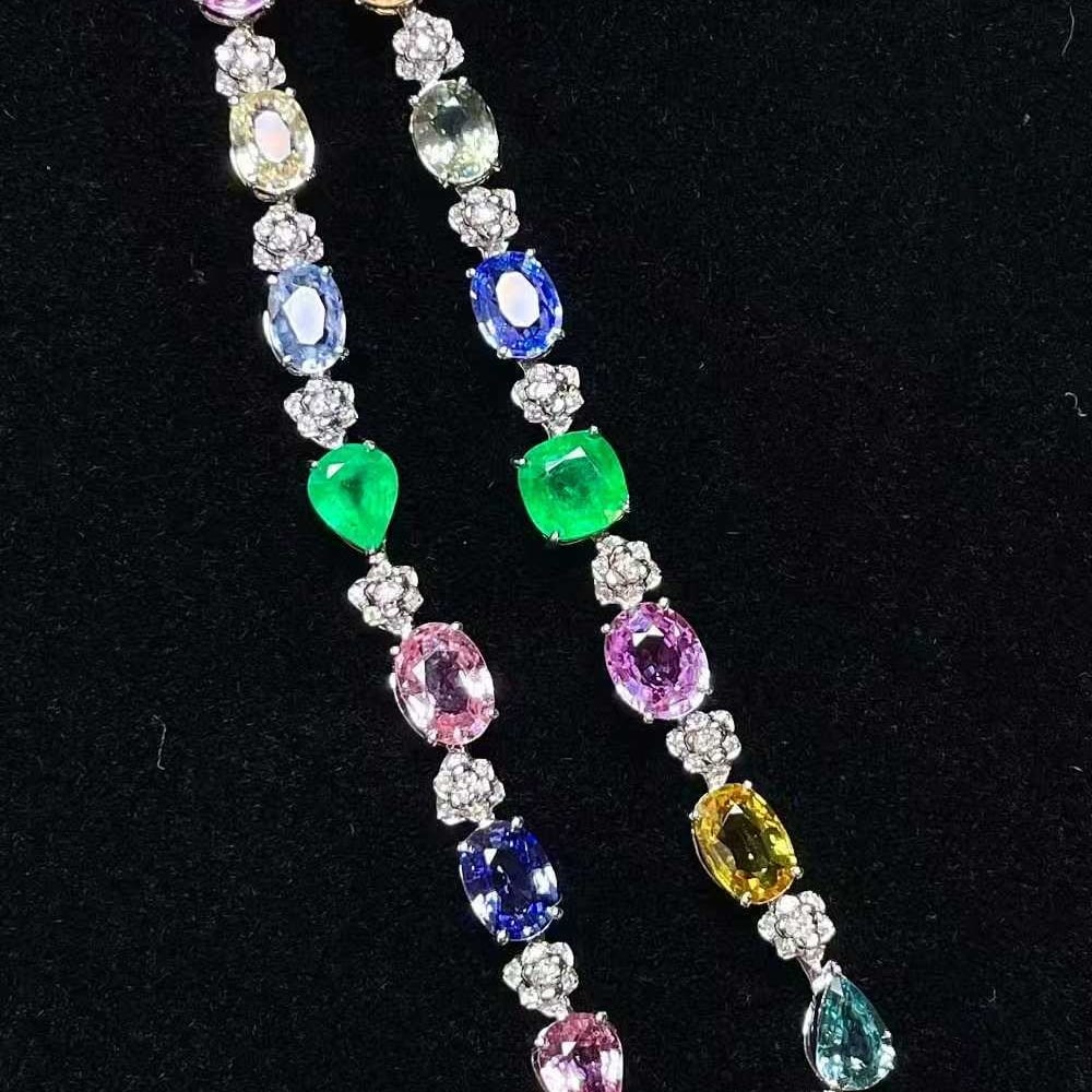 14k Gold 10.8 Ctw Natural Sapphire & Emerald Necklace - 5
