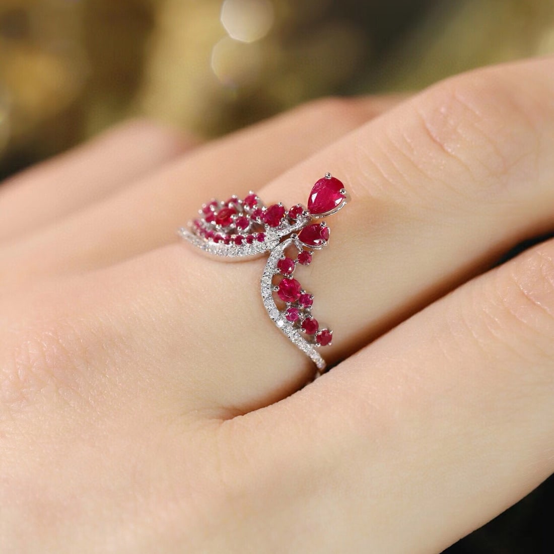 14k Gold 0.85 Ctw Natural Ruby & Diamond Ring - 8