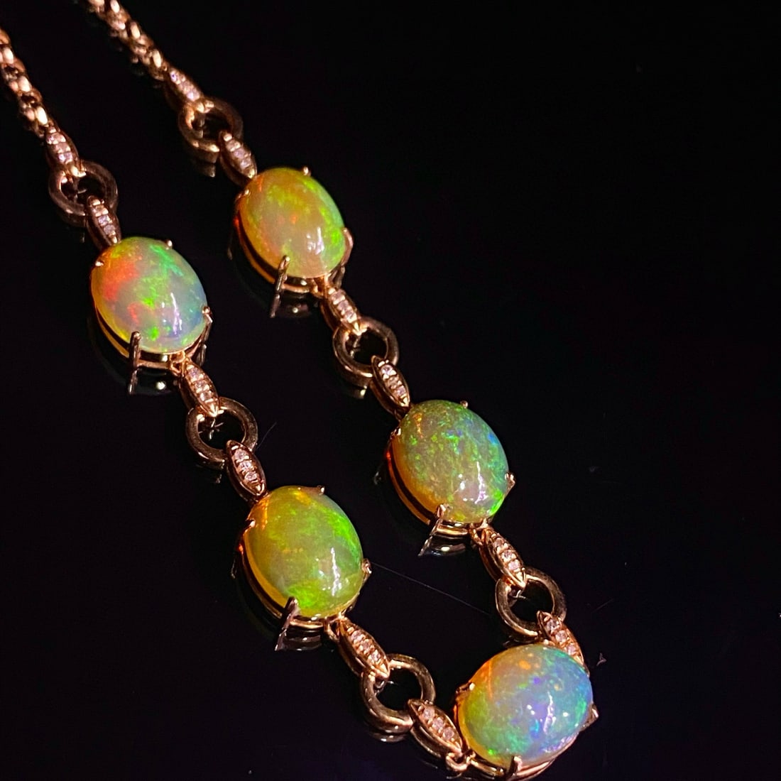 14k Gold 6.05 Ct Natural Opal & Diamond Bracelet - 2