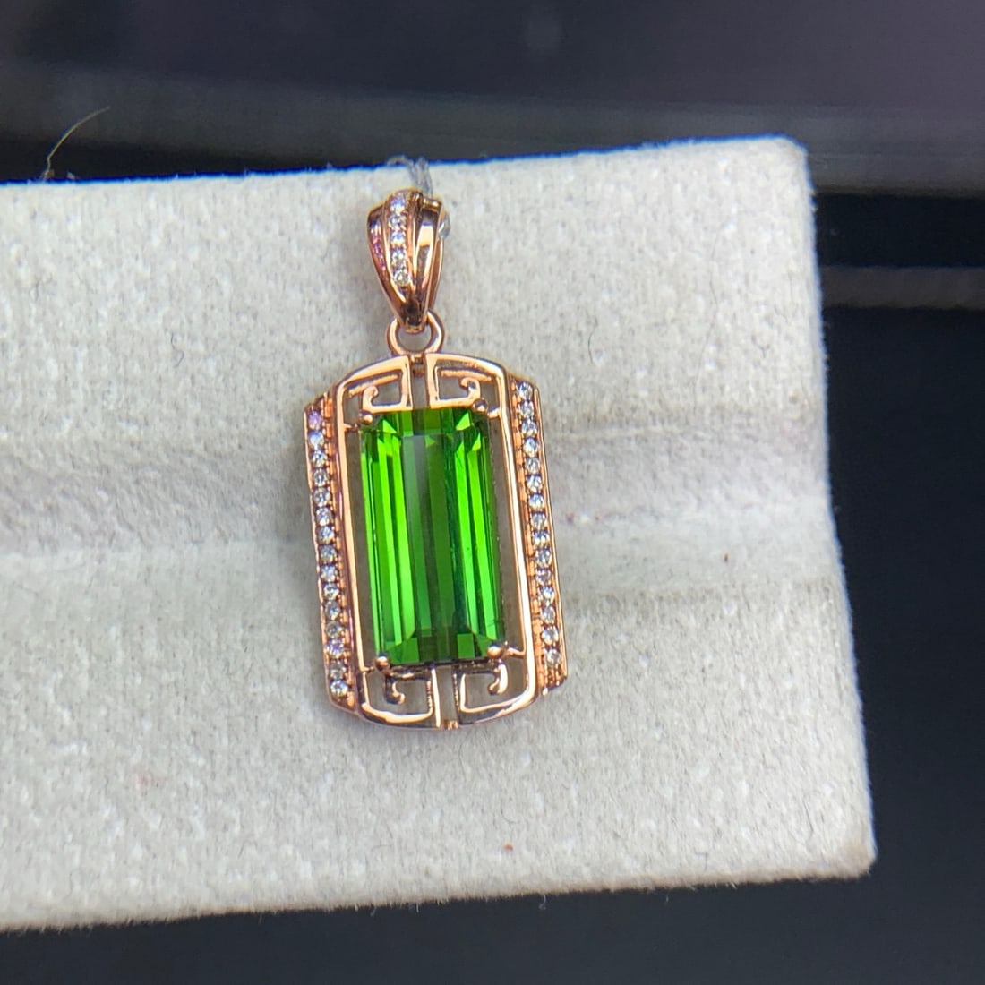 14k Gold 2.5 Ct Natural Tourmaline & Diamond Pendant( Without Chain ) - 2