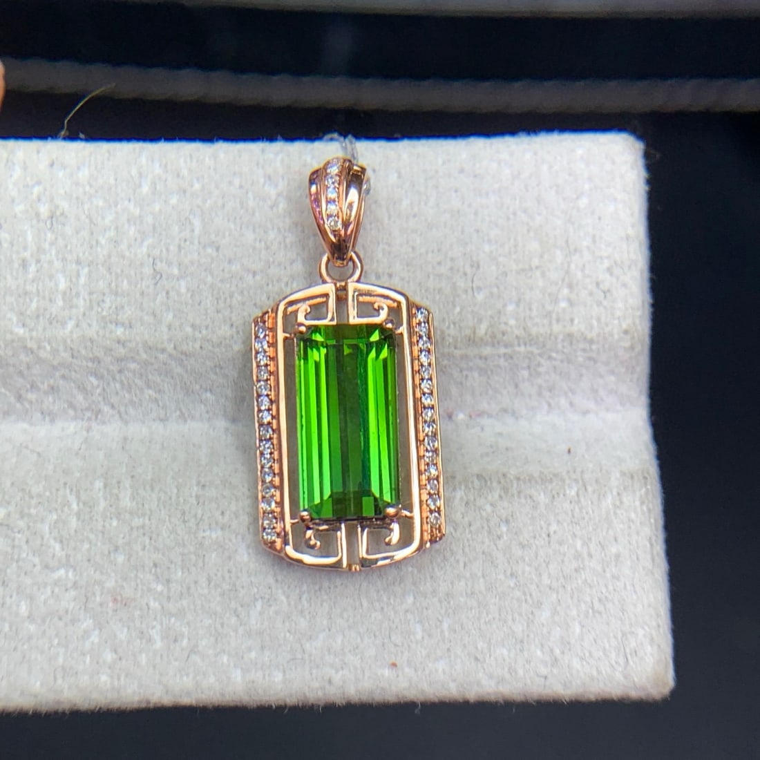 14k Gold 2.5 Ct Natural Tourmaline & Diamond Pendant( Without Chain ) - 3